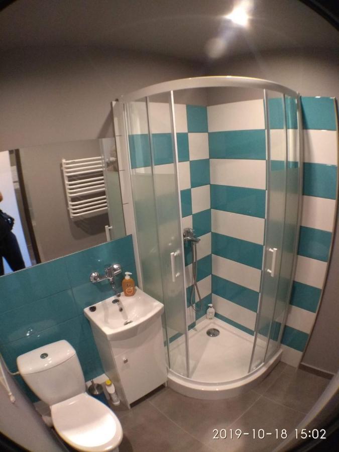 2120 Przyjazni 4 - Tanie Pokoje - Samodzielne Zameldowanie - Self Check In Poznaň Exteriér fotografie