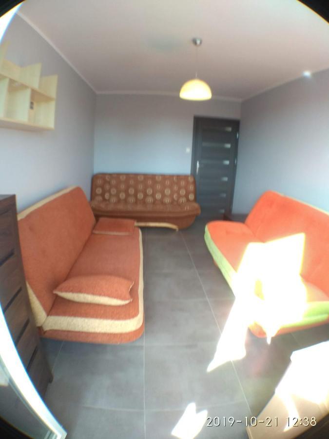 2120 Przyjazni 4 - Tanie Pokoje - Samodzielne Zameldowanie - Self Check In Poznaň Exteriér fotografie